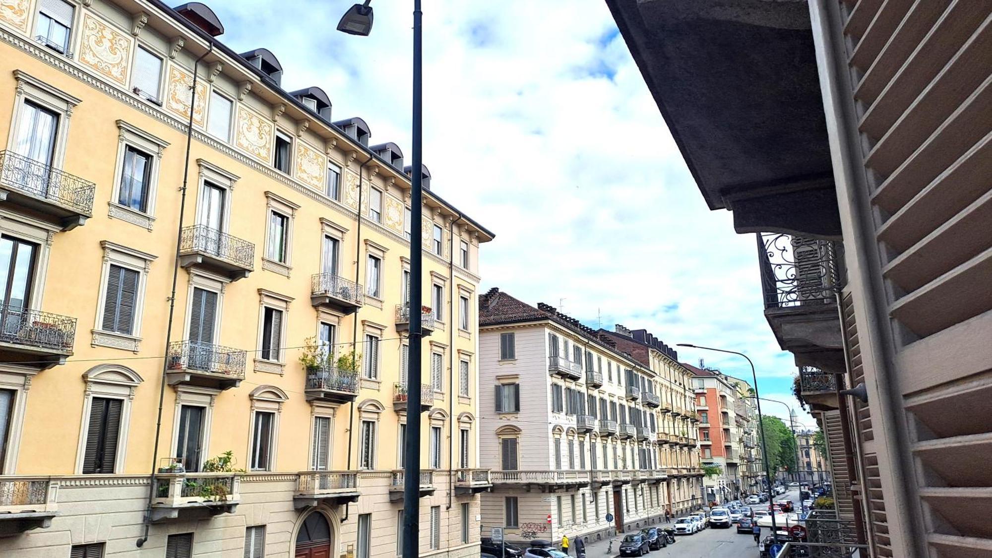 Appartam Liberty In Porta Susa Parcheggio Apartamento
