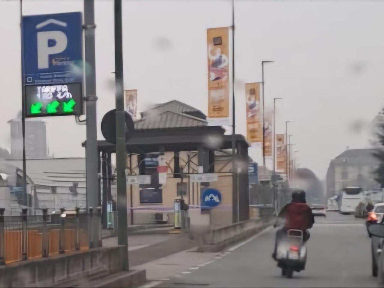 Appartam Liberty In Porta Susa Parcheggio Turin